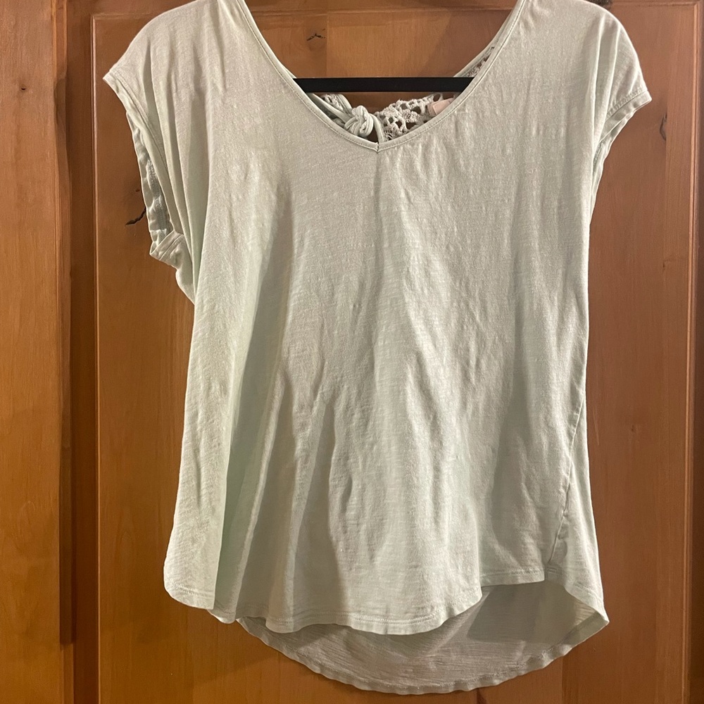 Aerie tee with a detailed back